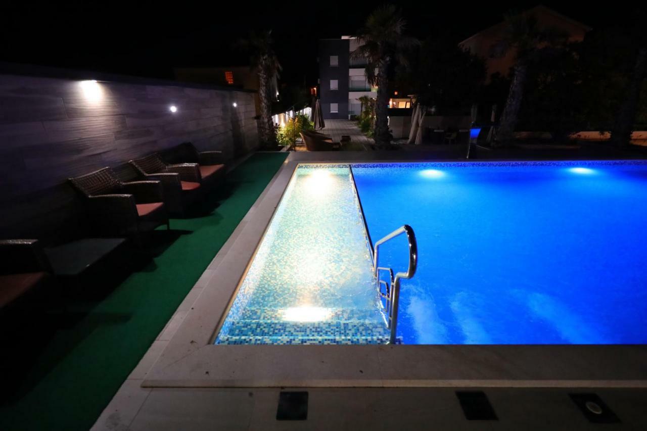 Boutique Residence Cosmopolis Bibinje Extérieur photo