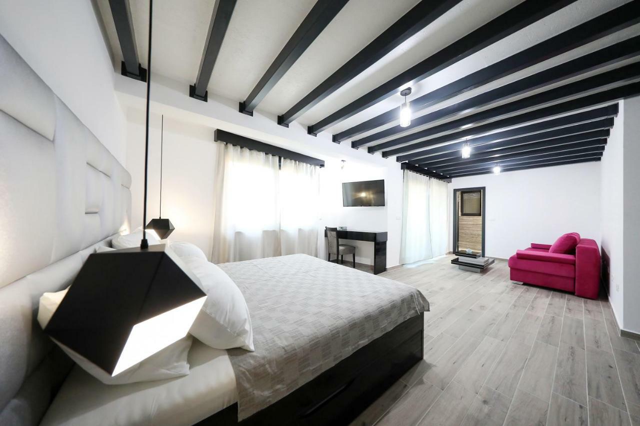 Boutique Residence Cosmopolis Bibinje Extérieur photo