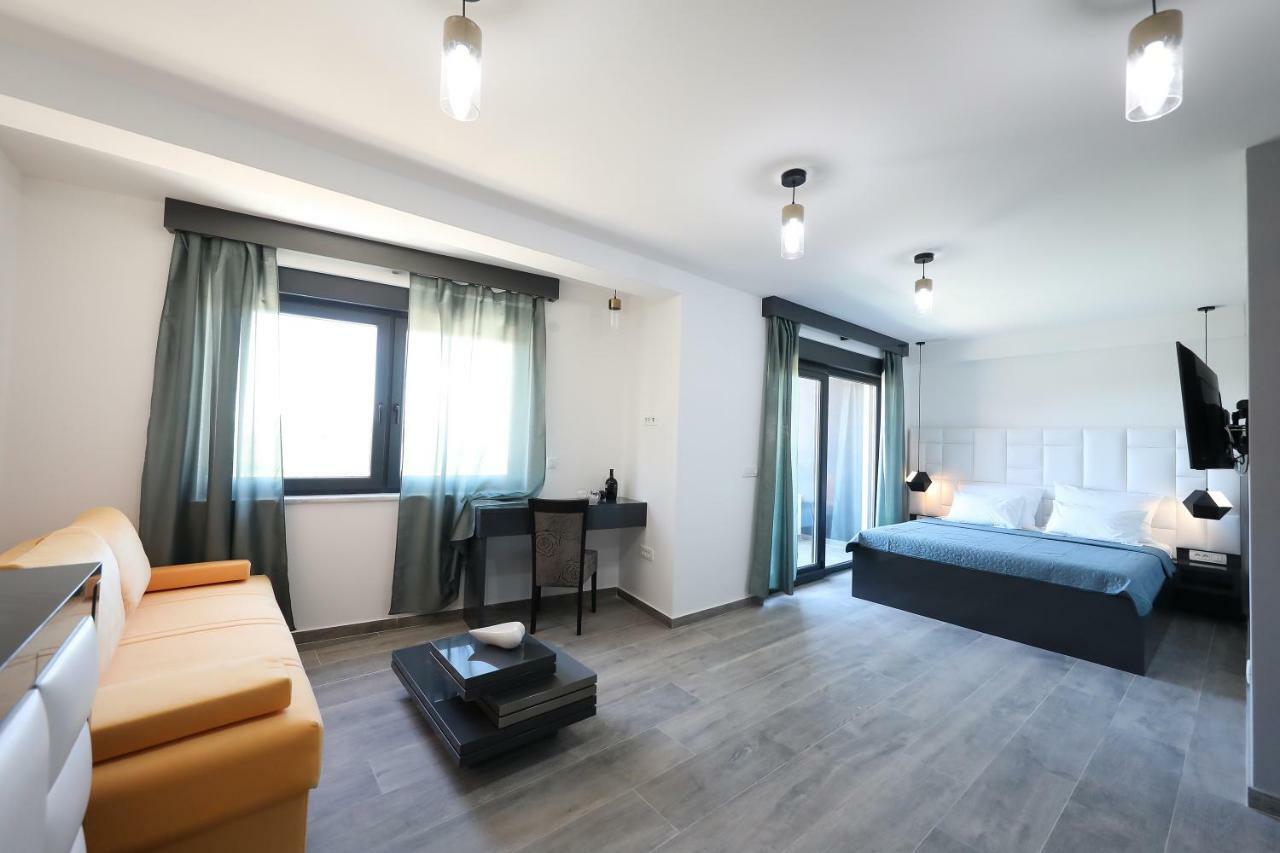 Boutique Residence Cosmopolis Bibinje Extérieur photo